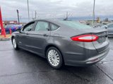 Used 2016 Ford Fusion SE image 3