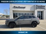 Used 2023 Jeep Cherokee Altitude Lux image 2