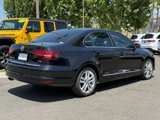 Used 2017 Volkswagen Jetta SEL image 3