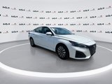 Used 2023 Nissan Altima 2.5 SV image 2