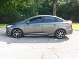 Used 2016 Ford Focus SE w/ SE Sport Package image 2