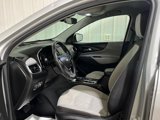 Used 2020 Chevrolet Equinox LT w/ Driver Convenience Package image 2
