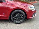 Used 2017 Volkswagen Jetta SE image 3