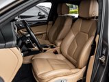 Used 2016 Porsche Macan Turbo image 5