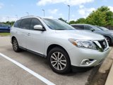Used 2016 Nissan Pathfinder SL image 2