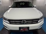 Used 2021 Volkswagen Tiguan SE w/ Panoramic Sunroof Package image 2