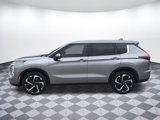 Used 2023 Mitsubishi Outlander SE image 4