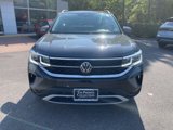 Certified 2022 Volkswagen Taos SEL w/ Panoramic Sunroof Package image 6