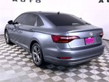 Used 2019 Volkswagen Jetta SE image 3
