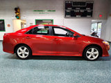 Used 2014 Toyota Camry SE image 3
