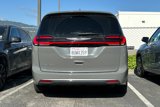 Used 2021 Chrysler Pacifica Touring-L image 4