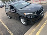 Used 2020 Kia Sorento LX image 3