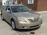Used 2009 Toyota Camry XLE w/ Leather Pkg image 3