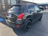 Used 2022 Chevrolet Trax LT w/ Midnight Edition image 6