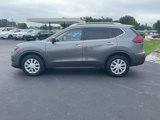 Used 2017 Nissan Rogue S image 6