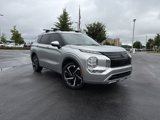Used 2022 Mitsubishi Outlander SEL image 2
