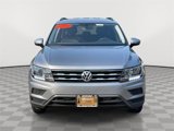 Used 2021 Volkswagen Tiguan SE image 2