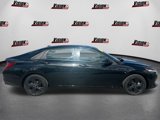 Used 2023 Hyundai Elantra Blue image 2