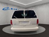 Used 1998 Chrysler Town & Country LXi image 4