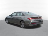 Used 2024 Hyundai Elantra SEL image 4