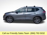 Used 2016 Nissan Rogue SL w/ SL Premium Package image 2