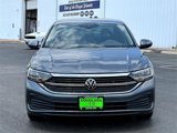 Certified 2024 Volkswagen Jetta SE image 3