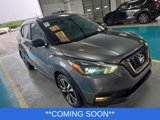 Used 2019 Nissan Kicks SR image 2