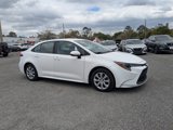 Used 2022 Toyota Corolla LE image 2