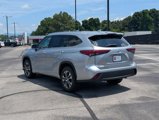 Certified 2020 Toyota Highlander XLE image 4