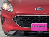 Used 2022 Ford Escape SE w/ SE Sport Appearance Package image 5