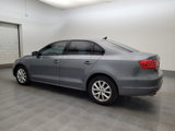 Used 2013 Volkswagen Jetta SE image 3