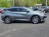 Used 2019 Nissan Murano SV image 2