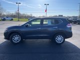 Used 2015 Nissan Rogue S image 2
