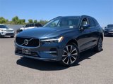Used 2022 Volvo XC60 B5 Momentum w/ Advanced Package image 3