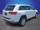 Used 2018 Jeep Grand Cherokee Laredo image 4