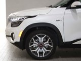 Used 2021 Kia Seltos SX w/ SX Sunroof Package image 4