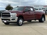 Used 2024 RAM 3500 Tradesman w/ Chrome Appearance Group image 3