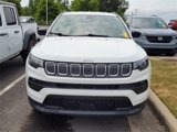 Used 2022 Jeep Compass Latitude w/ Convenience Group image 2