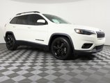 Used 2019 Jeep Cherokee Latitude Plus image 3