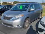 Used 2012 Toyota Sienna XLE image 3