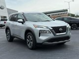 Used 2023 Nissan Rogue SV image 2