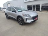 Used 2022 Ford Escape SE w/ SE Sport Appearance Package image 4