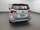 Used 2018 Kia Sedona L image 6