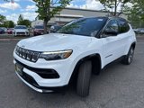 Used 2022 Jeep Compass Limited w/ Elite Group image 3