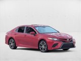 Used 2019 Toyota Camry SE image 2