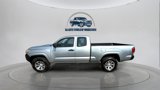 Used 2017 Toyota Tacoma SR image 2