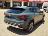 Used 2025 Chevrolet Trax LT w/ Driver Confidence Package image 4