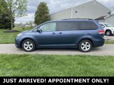 Used 2013 Toyota Sienna LE image 2