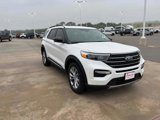 New 2024 Ford Explorer XLT w/ Equipment Group 202A image 3