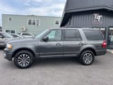 Used 2016 Ford Expedition XLT image 2